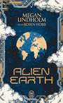 Couverture du livre Alien Earth - HOBB ROBIN - 9782290414927