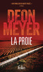 Couverture du livre Proie (La) - MEYER DEON - 9782073150196